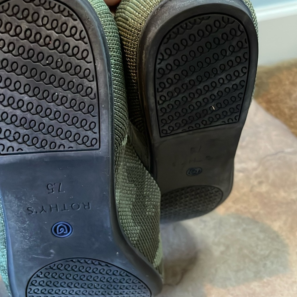 Rothy’s - Picture 7 of 8